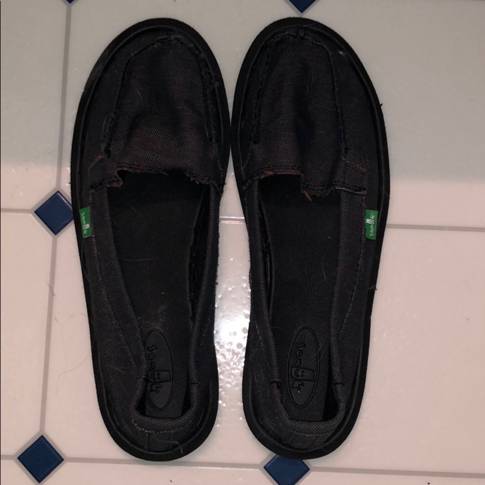 Sanuks size 8!